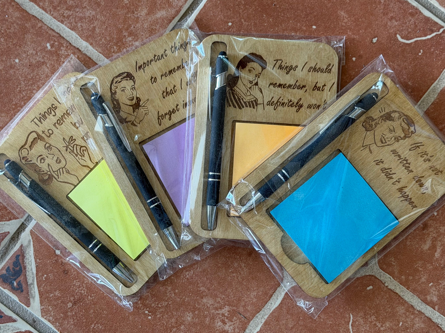 Magnetic pen and notepad