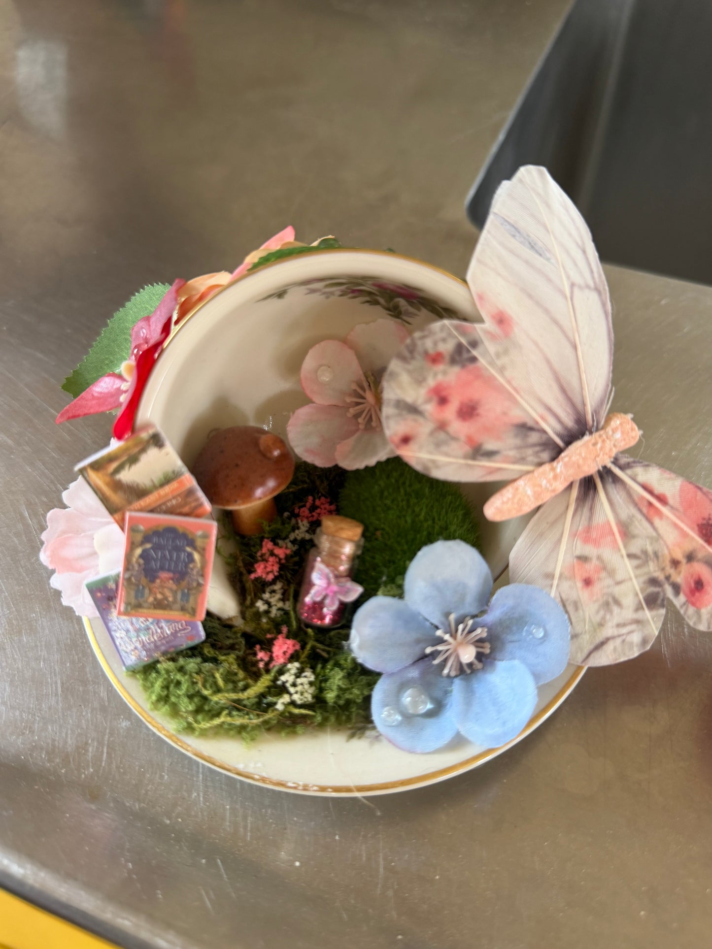 Poppy Rose Tea Cups