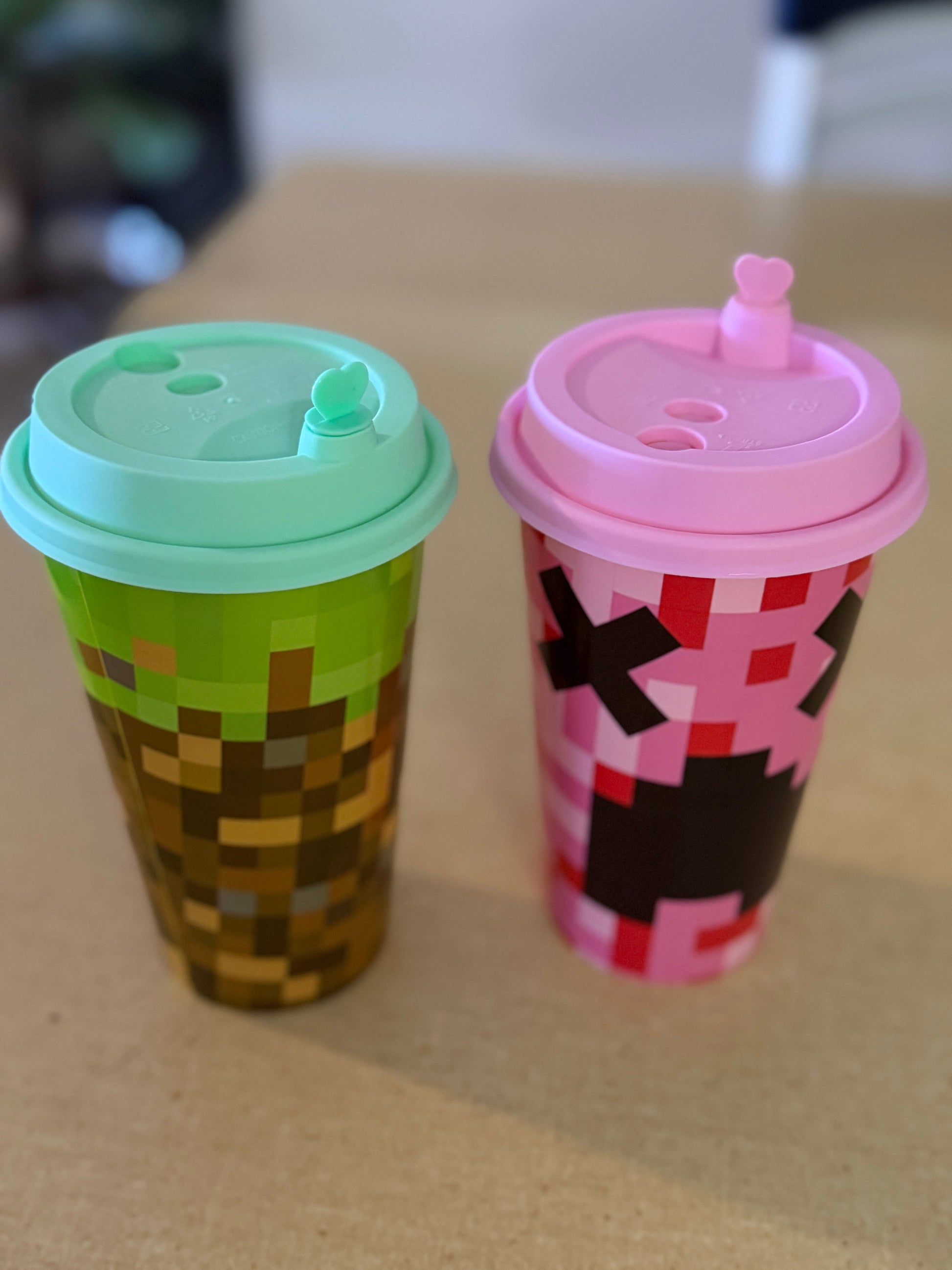 Lemonade cup designs - Green Grass Block and Pink Pig